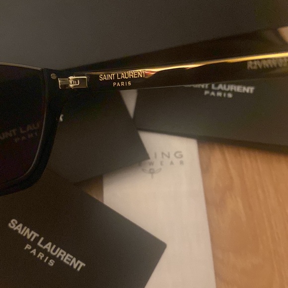 Saint Laurent Sunglasses - Picture 4 of 8